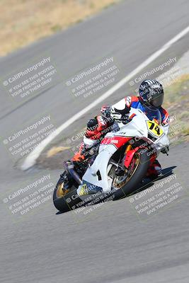 media/Oct-14-2023-TrackXperience (Sat) [[0517685739]]/Level 3/session 4 turn 6/